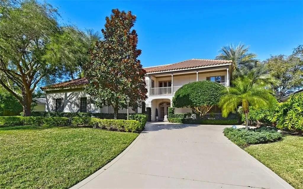 219 Saint James Park Osprey FL 34229
