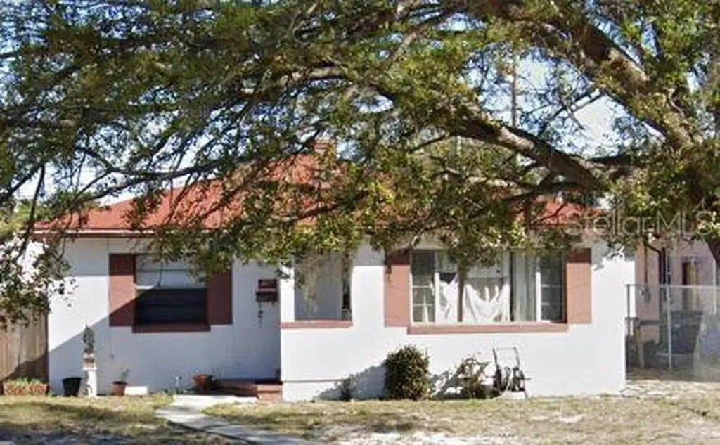 3921 1st Avenue S St Petersburg FL 33711