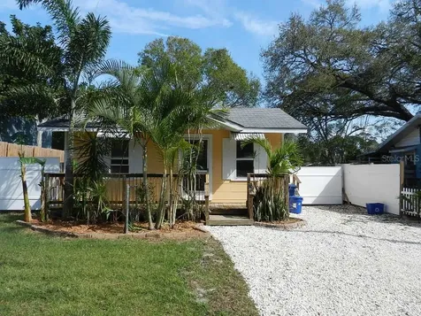 4731 Hollingsworth Avenue Sarasota FL 34233