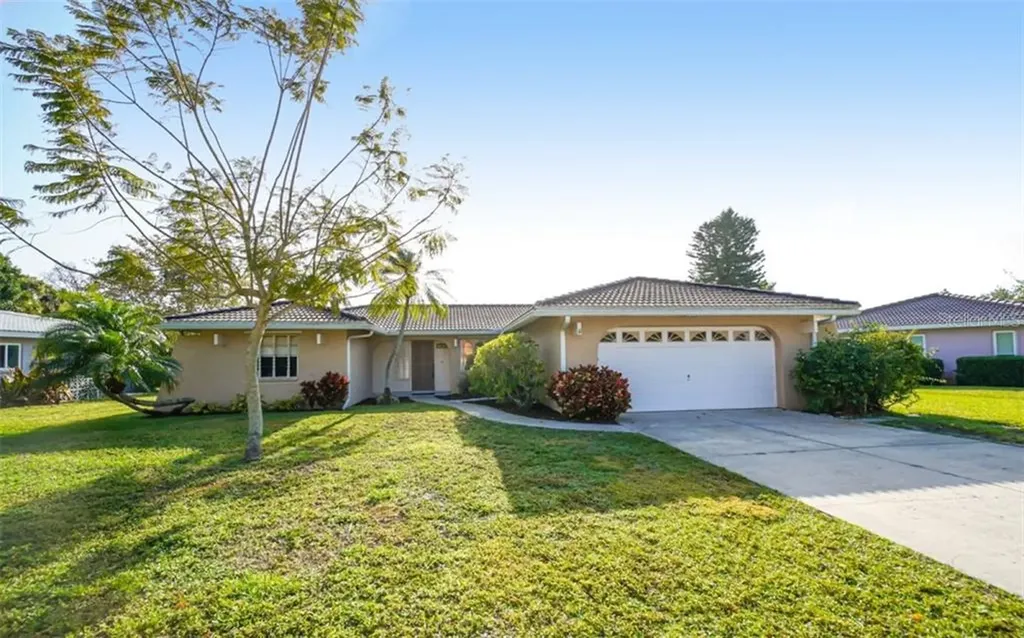 7457 Curtiss Avenue Sarasota FL 34231