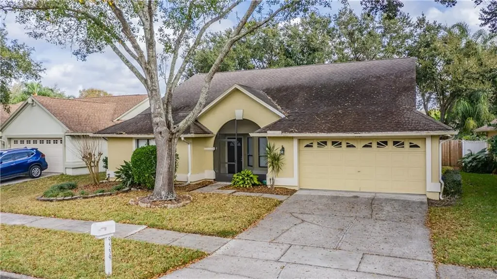 9539 Pebble Glen Avenue Tampa FL 33647
