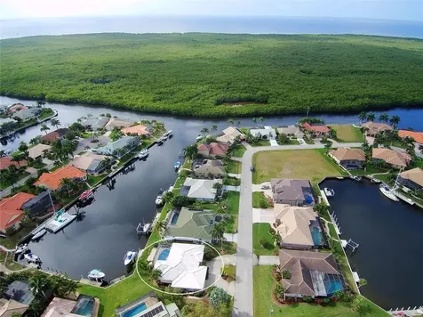 3906 Crooked Island Drive Punta Gorda FL 33950