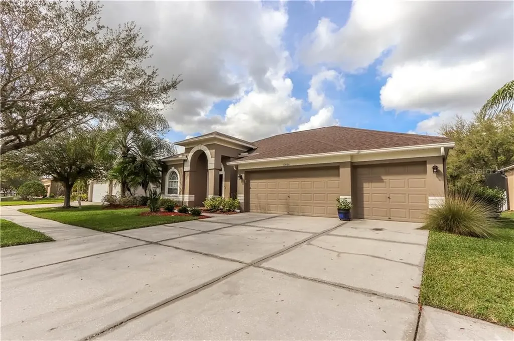 10666 Grand Riviere Drive Tampa FL 33647