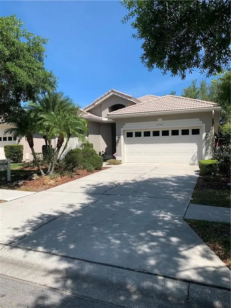 4747 Pebble Brook Drive Oldsmar FL 34677