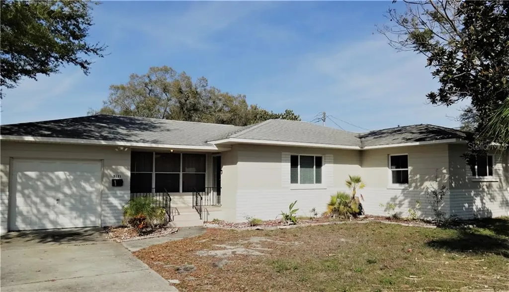 5121 23rd Avenue N St Petersburg FL 33710
