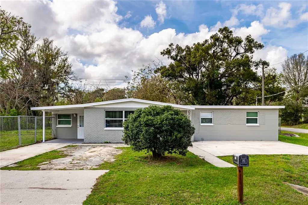 2820 N 75th Street Tampa FL 33619