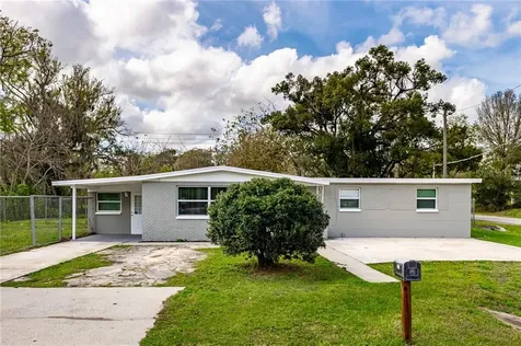 2820 N 75th Street Tampa FL 33619