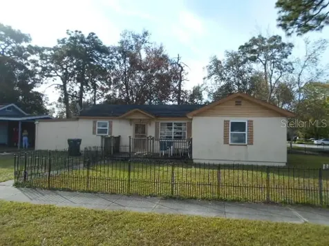 3542 53rd Avenue N St Petersburg FL 33714