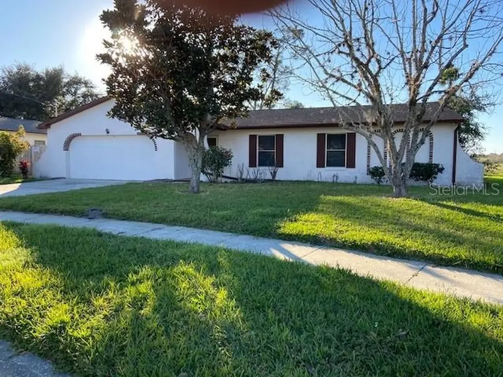 1318 Highland Circle Kissimmee FL 34744
