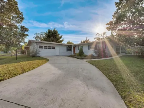 1204 N Mcdonald Avenue Deland FL 32724