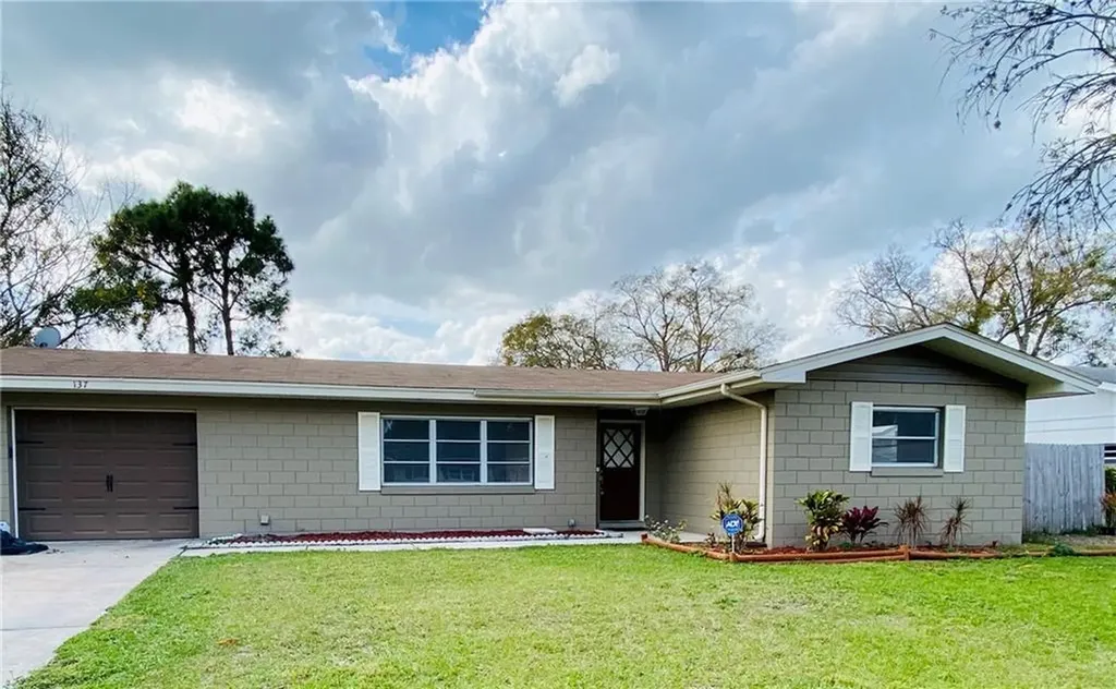 137 Hawthorne Road Winter Haven FL 33884