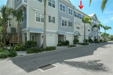 3216 Moorings Drive S St Petersburg FL 33712