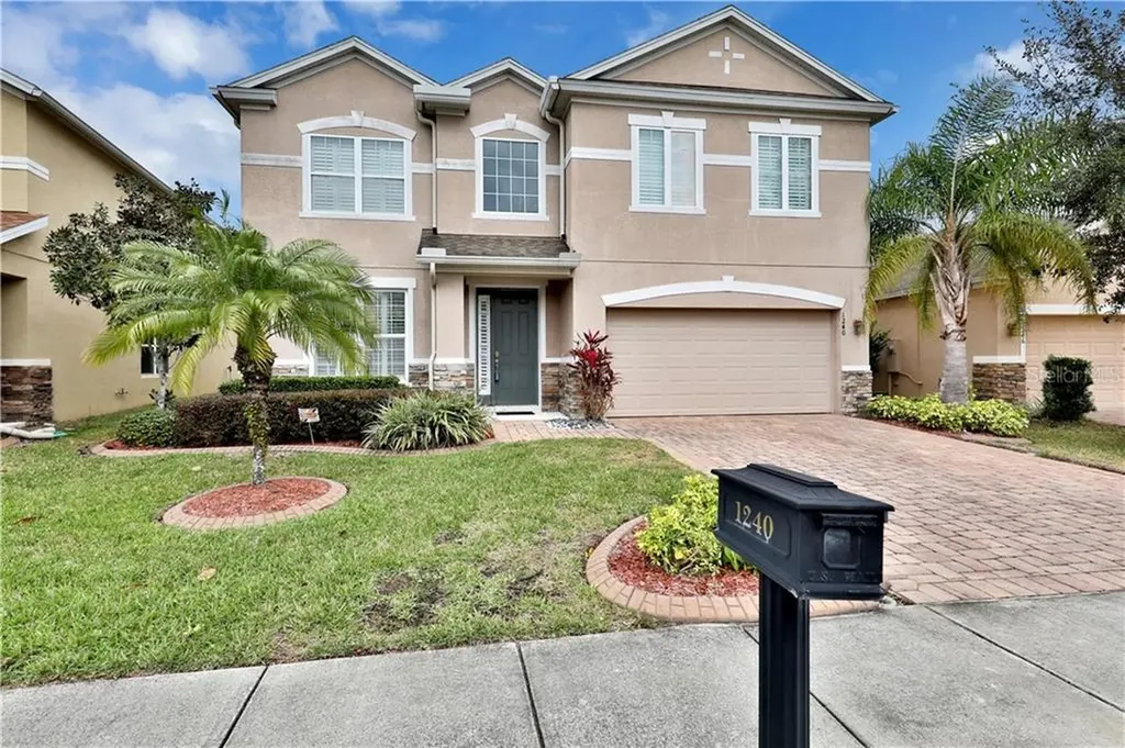 1240 Lexington Avenue Davenport FL 33837