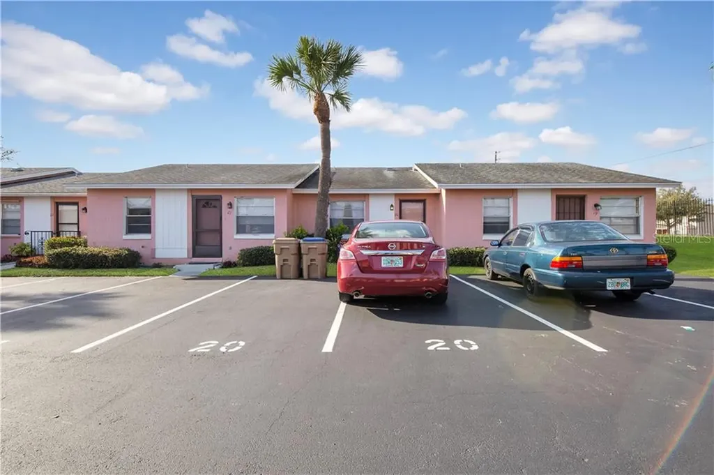 20 Lake Villa Way Kissimmee FL 34743