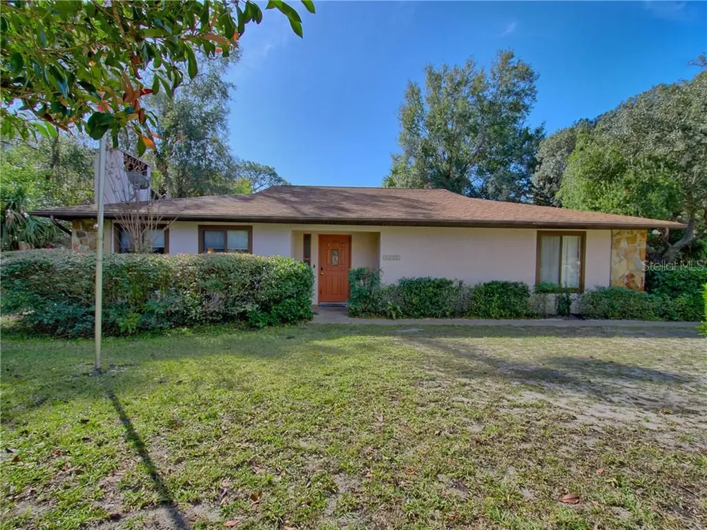 35121 Silver Oak Drive Leesburg FL 34788