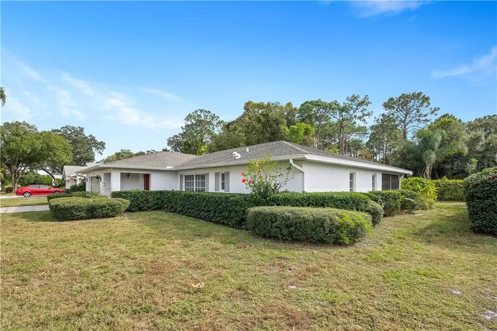 Sarasota FL 34243
