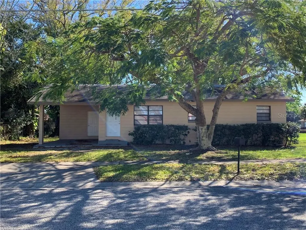 806 W Cherry Street Kissimmee FL 34741