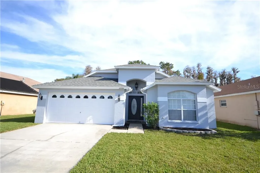 29438 Crossland Drive Wesley Chapel FL 33543