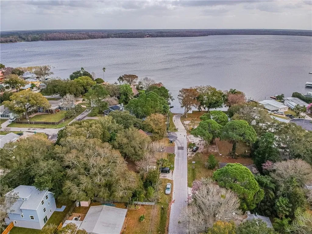 38 Lake Shore Drive Palm Harbor FL 34684