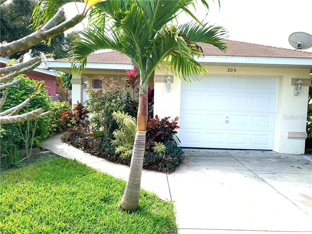305 16th Street W Palmetto FL 34221