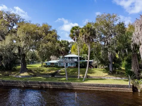 229 S Prospect Street Crescent City FL 32112