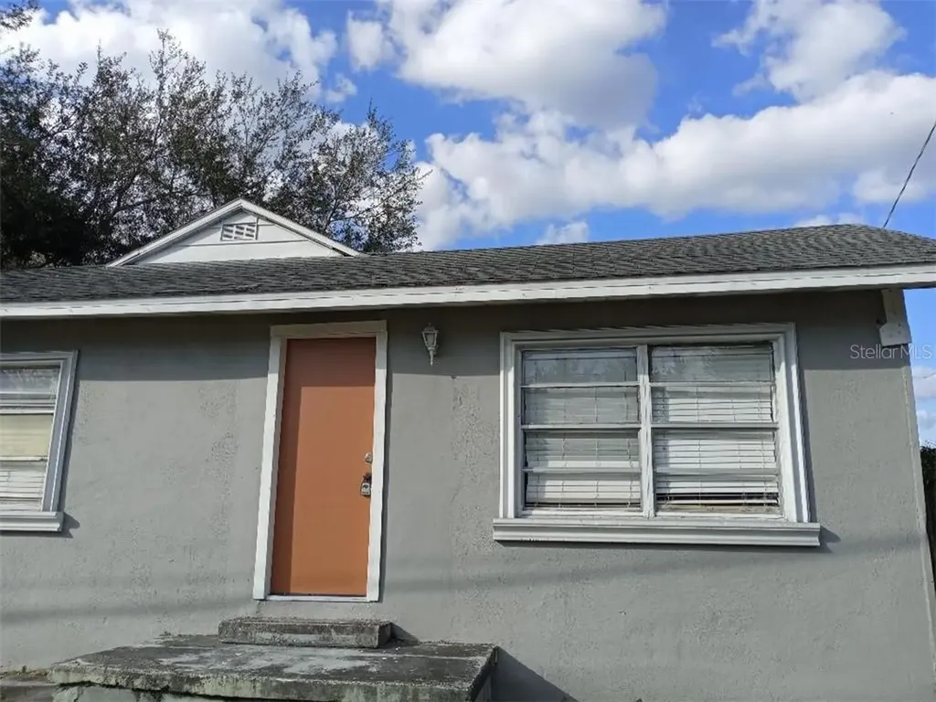 1703 W Sligh Avenue Tampa FL 33604