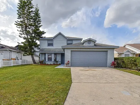 204 Applewood Court Kissimmee FL 34743