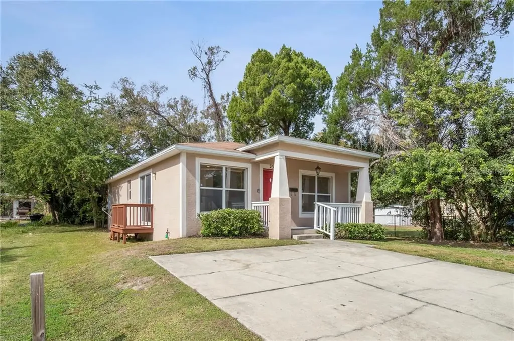 2501 Highland Street S St Petersburg FL 33705