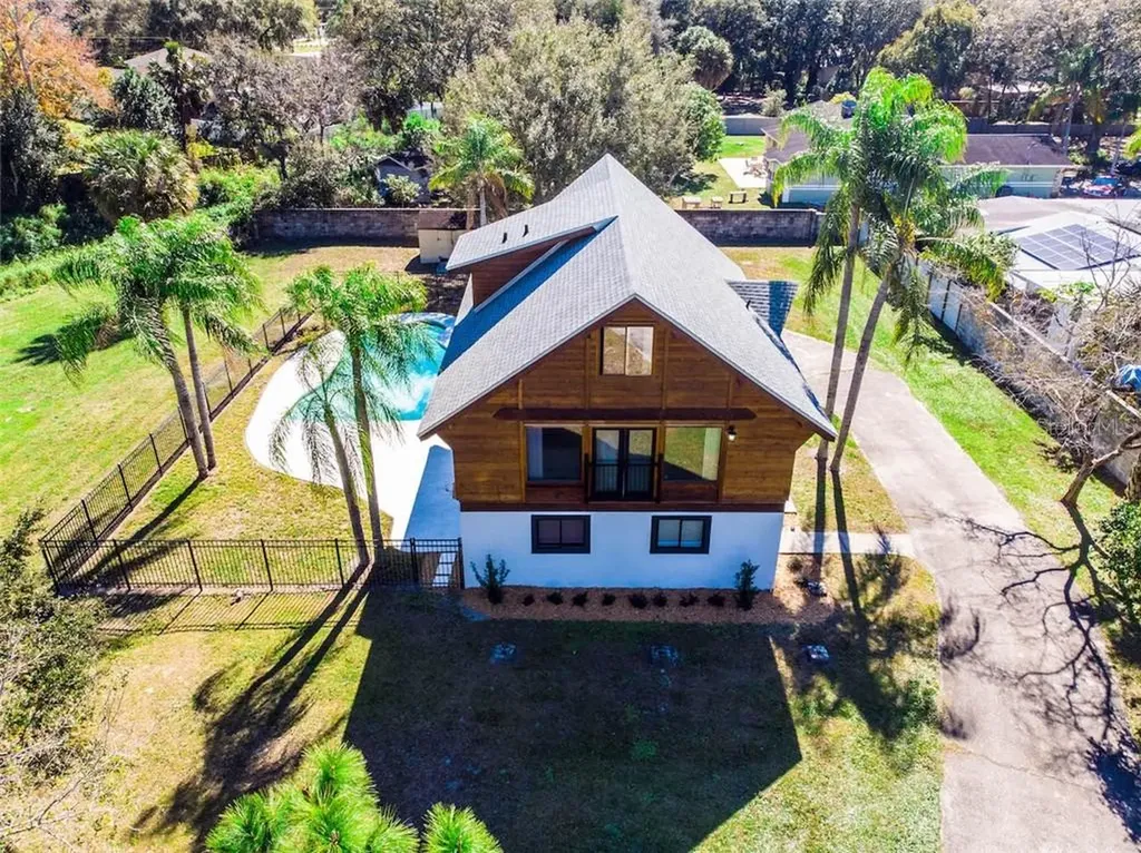 9106 W Hamilton Avenue Tampa FL 33615