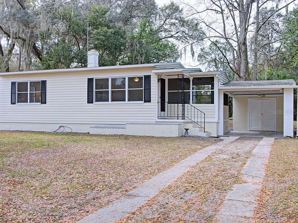 604 N Kentucky Avenue Deland FL 32724