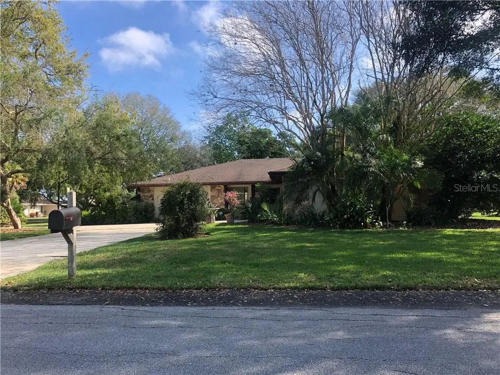 140 Greenfield Road Winter Haven FL 33884