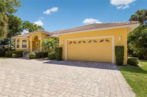 5120 Windward Avenue Sarasota FL 34242