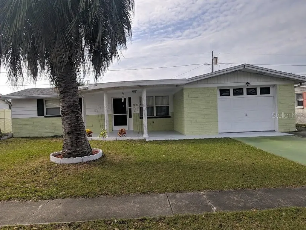 2049 Maureen Drive Holiday FL 34690