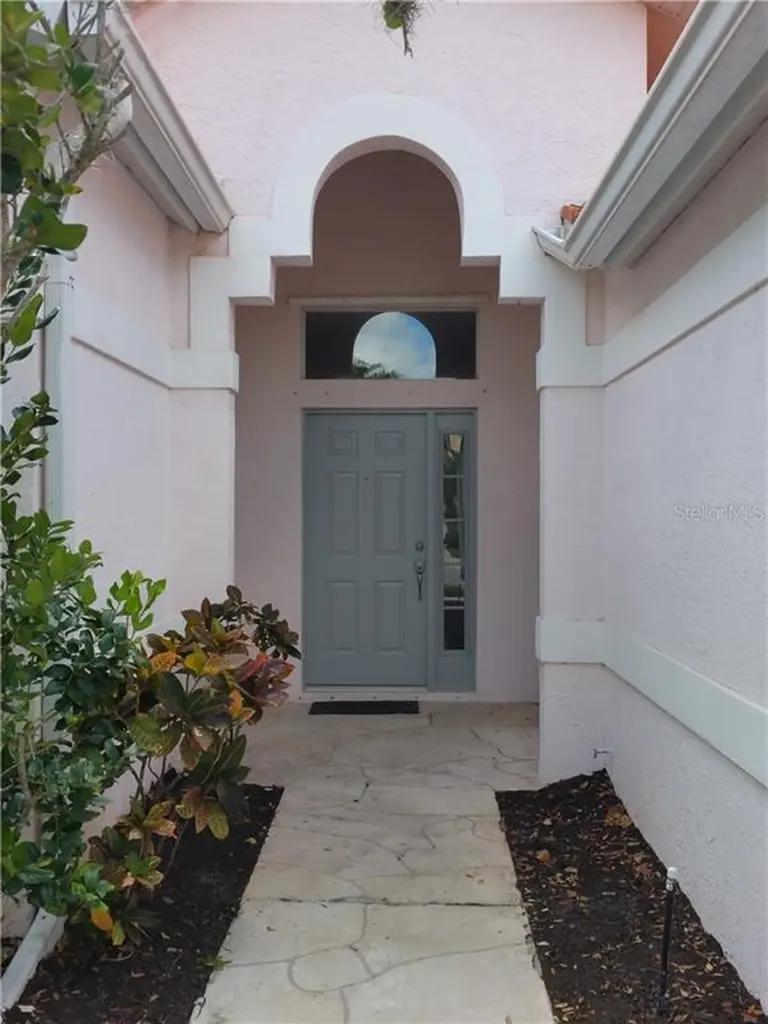 5102 Glade Fern Court Sarasota FL 34238