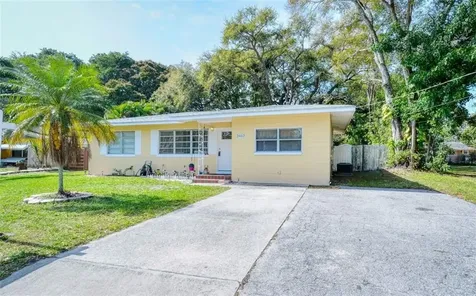 2402 11th Street W Bradenton FL 34205
