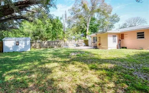 2402 11th Street W Bradenton FL 34205