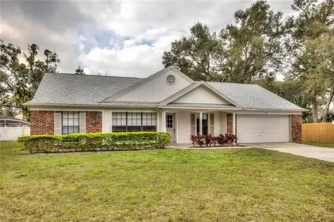 1711 Hiddenwood Court Apopka FL 32712