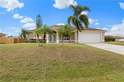 2118 NE 20th Lane Cape Coral FL 33909