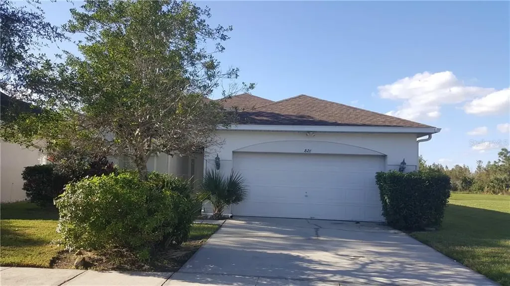 828 Lake Biscayne Way Orlando FL 32824