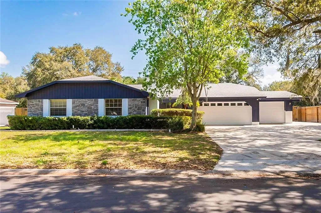 1767 King Edward Drive Kissimmee FL 34744
