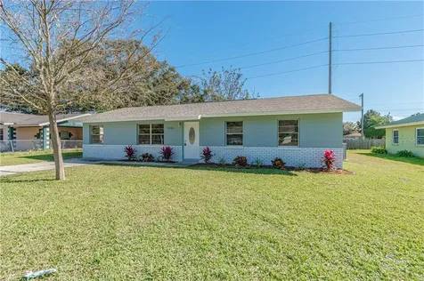 14800 11th Street Dade City FL 33523