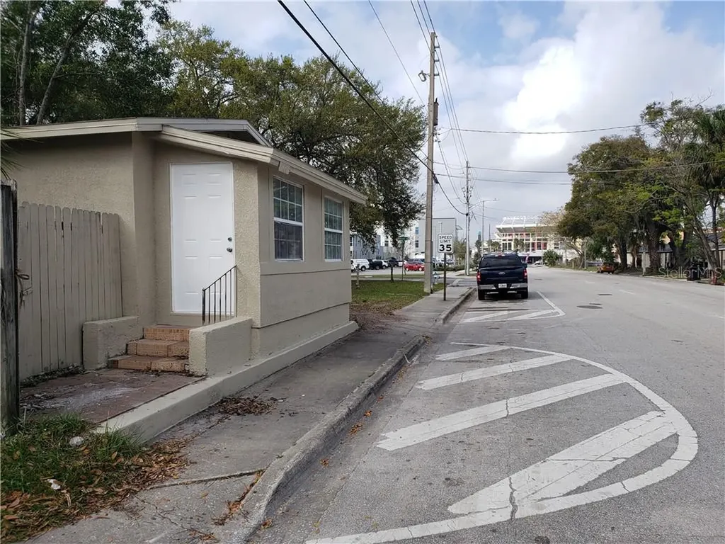 1120 W South Street Orlando FL 32805