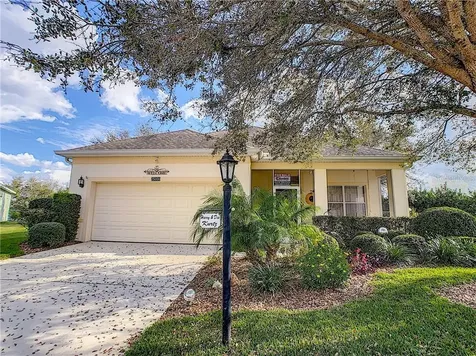 25000 Cypress Pond Court Leesburg FL 34748