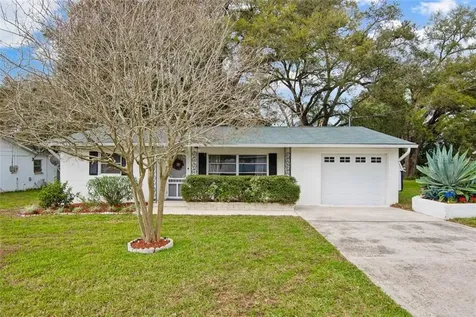 5925 Wilson Drive Zephyrhills FL 33542