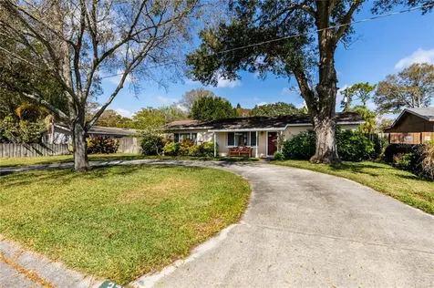 3777 34th Avenue N St Petersburg FL 33713