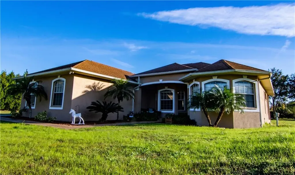 26526 C C Lane Wesley Chapel FL 33544
