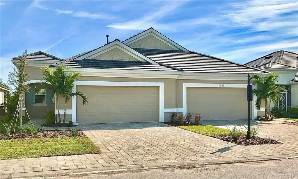 7535 Campus Cove Sarasota FL 34243