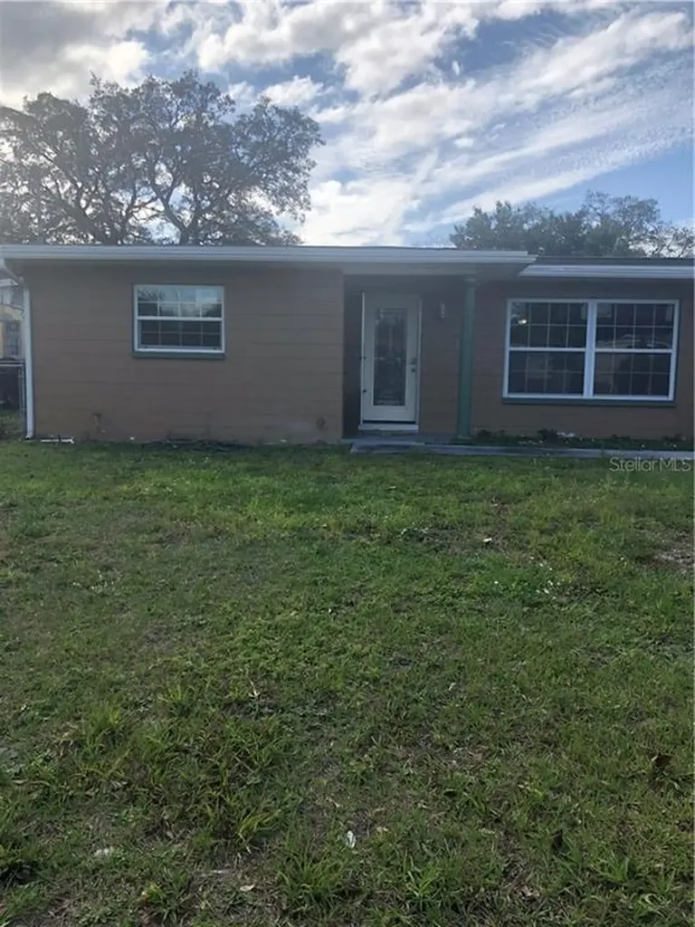 10418 N Altman Street Tampa FL 33612