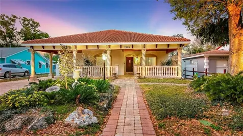 7883 Country Club Road N St Petersburg FL 33710