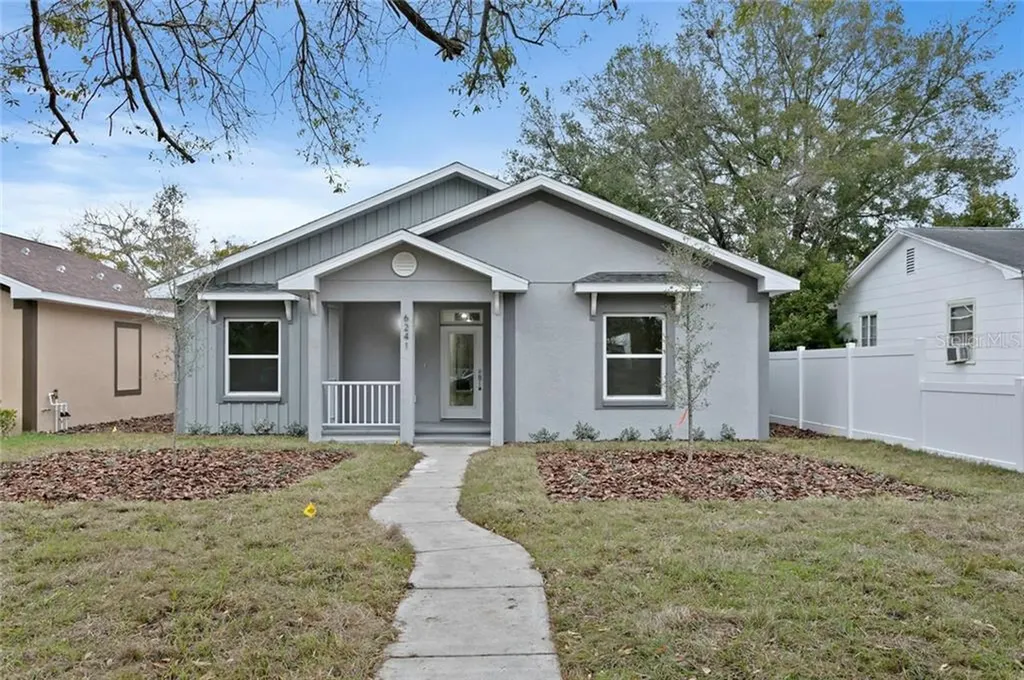 6241 1st Avenue N St Petersburg FL 33710